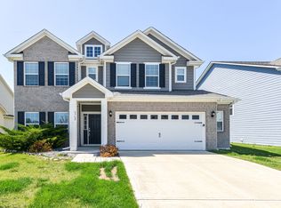 9762 April Rose Dr, Fishers, IN 46040