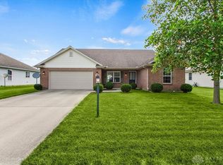 1165 Edgewater Dr, Troy, OH 45373