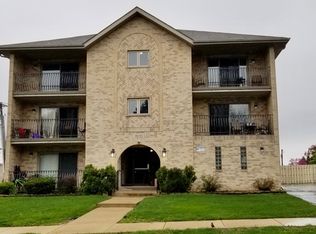9050 S Roberts Rd #2, Hickory Hills, IL 60457