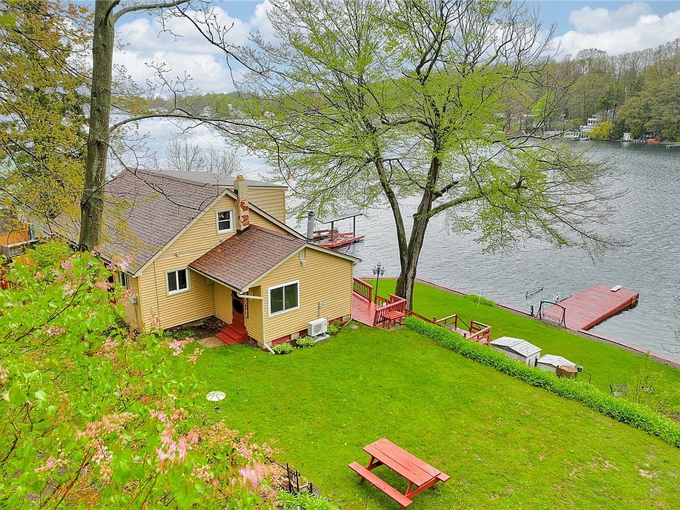 1st image of 11737 Tompkins Point Rd