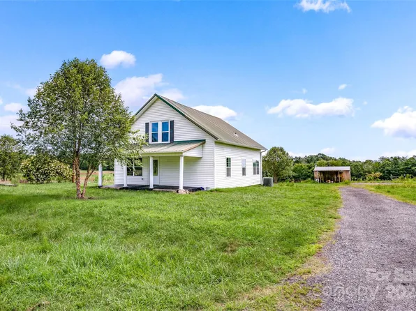 545 Johnny Martin Ln, Stony Point, NC 28678