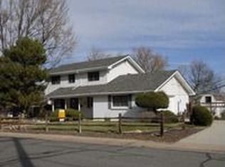 1072 S Beech Dr, Lakewood, CO 80228