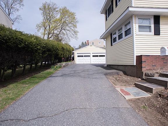 5th image of 28 Dartmouth St