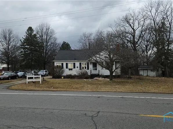 1016 Elmore Rd, Pemberville, OH 43450