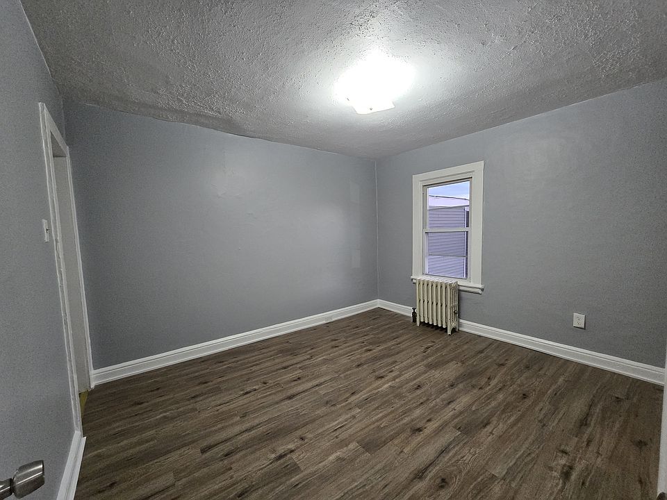 2nd image of 246 William St #2-A