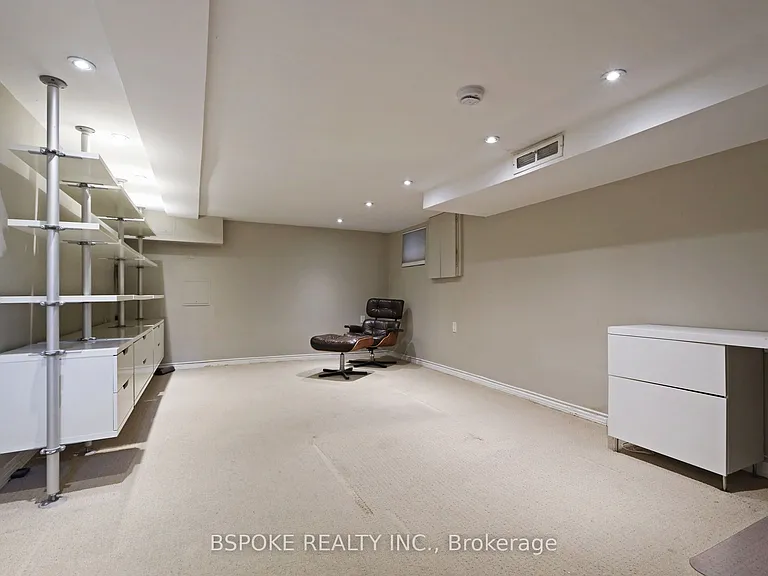 21 Curzon St — Photo 21