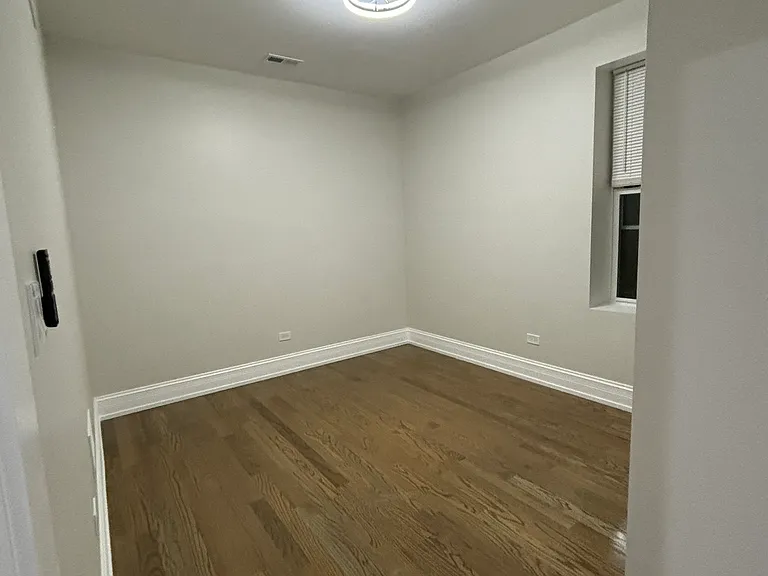 3659 W Diversey Ave #1R — Photo 9