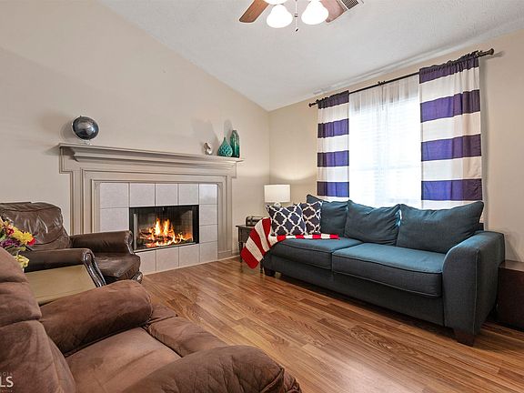 5th image of 3710 Richland Cir