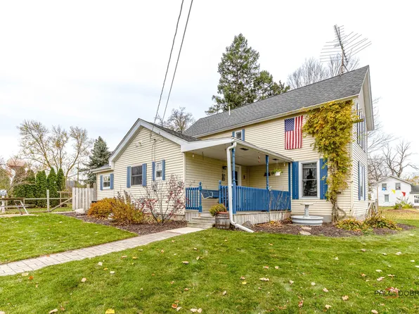 17815 Depot St, Union, IL 60180