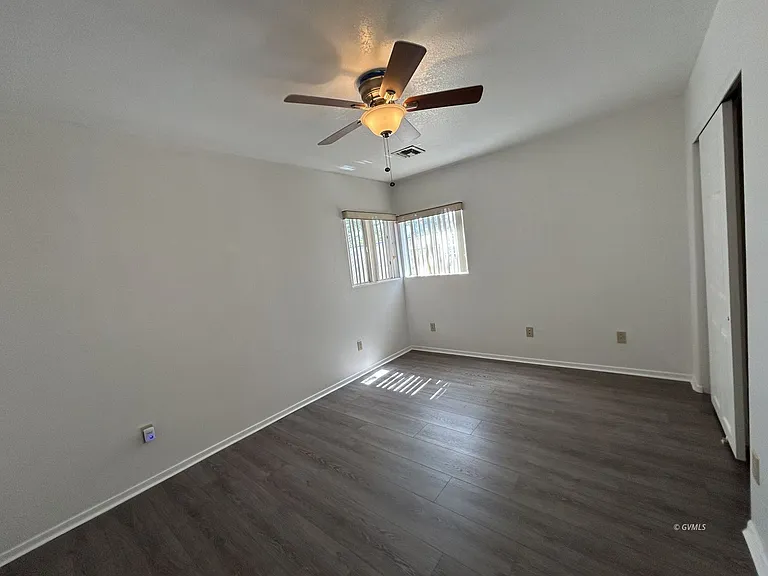 2507 E US Highway 70 — Photo 5