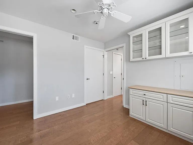 350 N 2nd St #116 — Photo 3