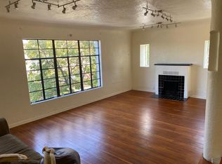 374 E Main St #1, Ashland, OR 97520