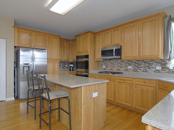 5th image of 14647 Capital Dr