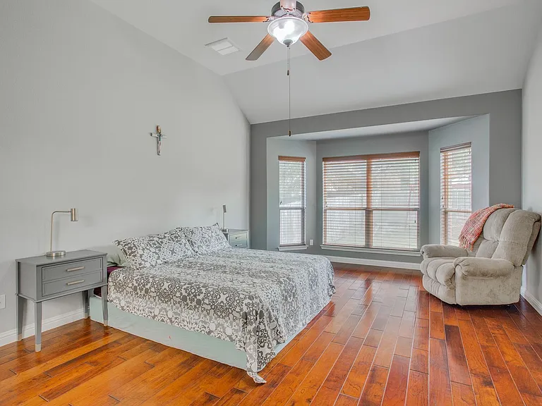 12221 Montclair Bnd — Photo 20