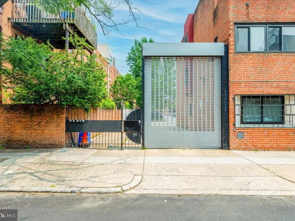 1223 South St #B, Philadelphia, PA 19147