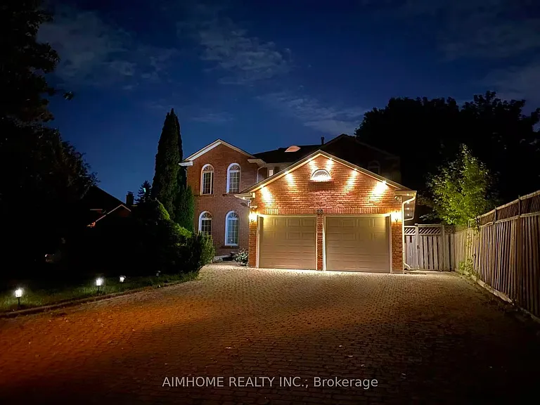 49 Holbrook Ct — Photo 35