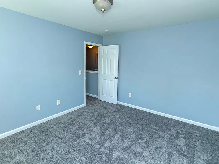 5815 Weddington Dr — Photo 27