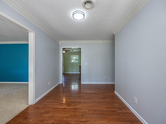 5th image of 2335 Liberty Rd