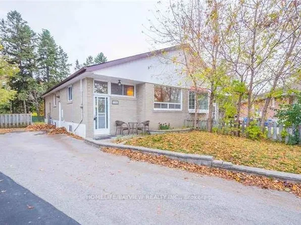 104 Willow Ln, Newmarket, ON L3Y 4J2