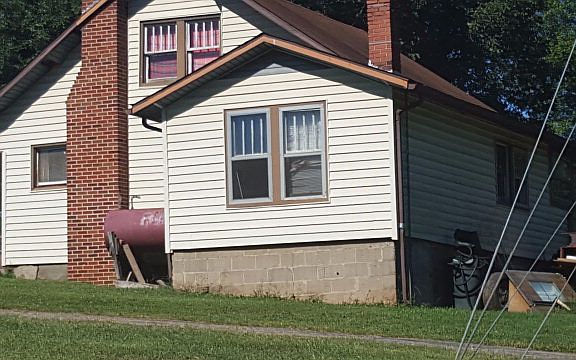 3rd image of 4472 Boone Trl