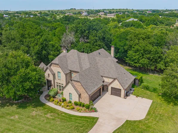 101 Western Breeze Dr, Fort Worth, TX 76126
