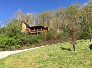 335 Campbell Highlands Dr, Pioneer, TN 37847