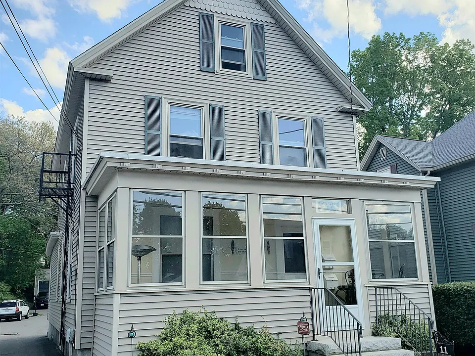 11 Taylor St
