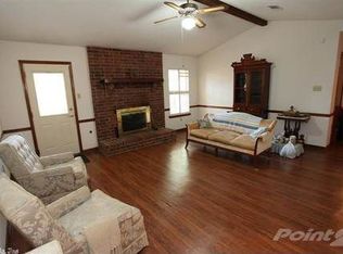 2702 Bruce St, Conway, AR 72034