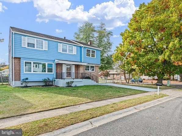 110 Skelton Dr, New Castle, DE 19720