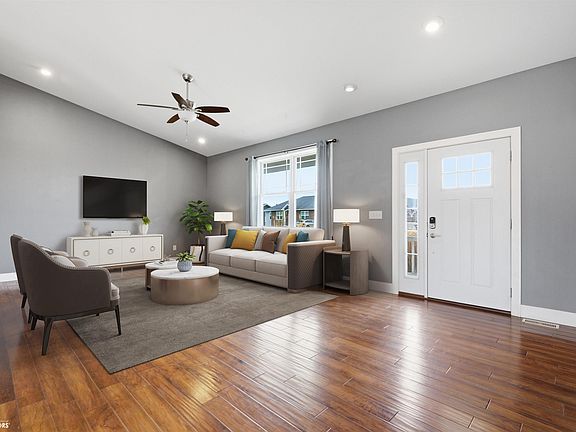 5th image of 1301 Huron St