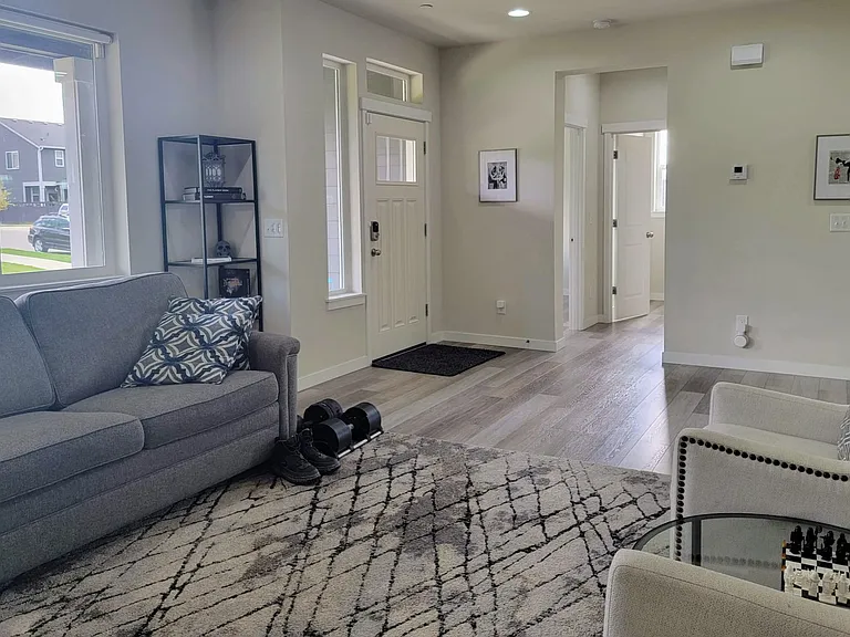 1012 Sedonia St — Photo 23