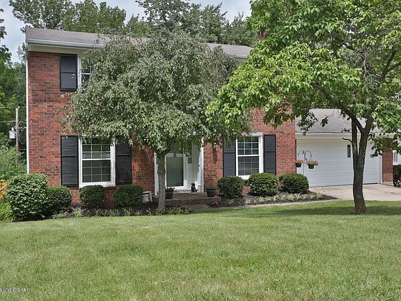 2nd image of 800 Exmoor Ave