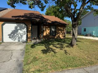 2654 Hidden Village Dr, Jacksonville, FL 32216
