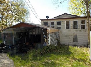 266 S Main St, Coventry, RI 02816