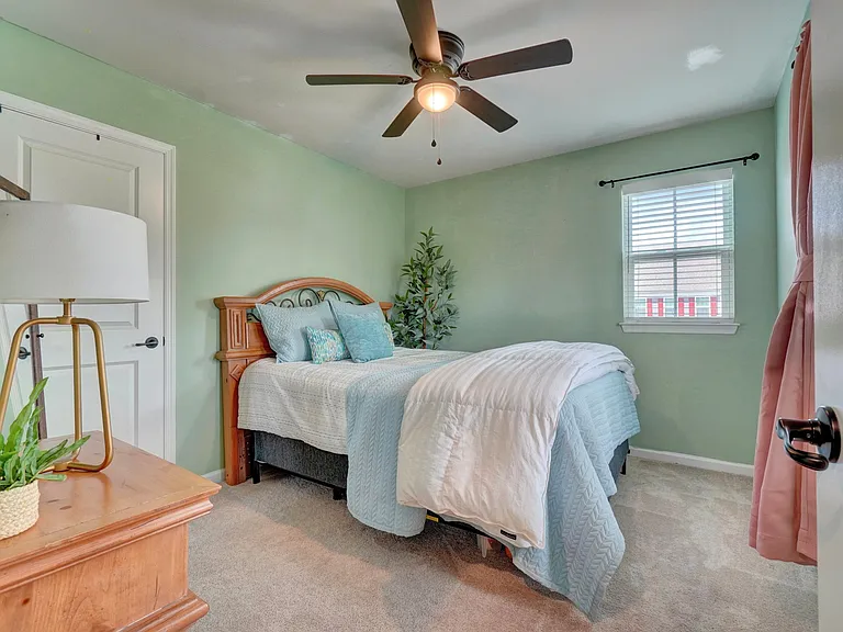 800 Corcormant Ln — Photo 25