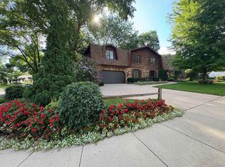 317 Everglade Dr, Madison, WI 53717