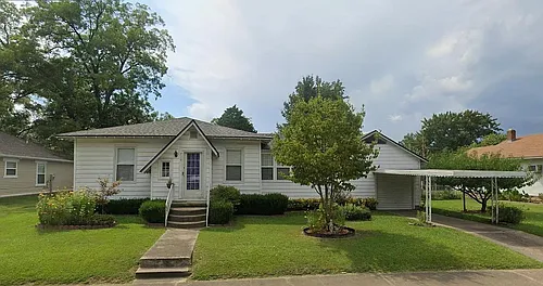 719 N 34th St Photo 1