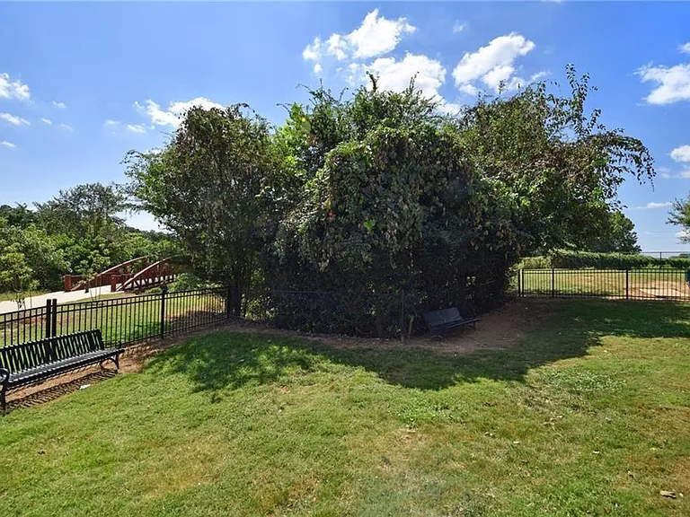745 Fountainhead Ln NE #126 — Photo 47
