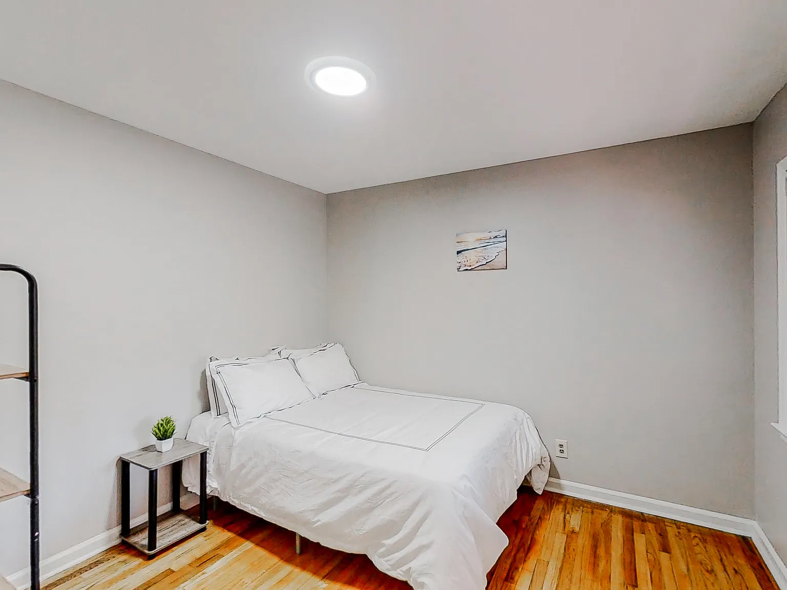 4 bed, 3.0 bath, 1634 sqft, $637 — Photo 2
