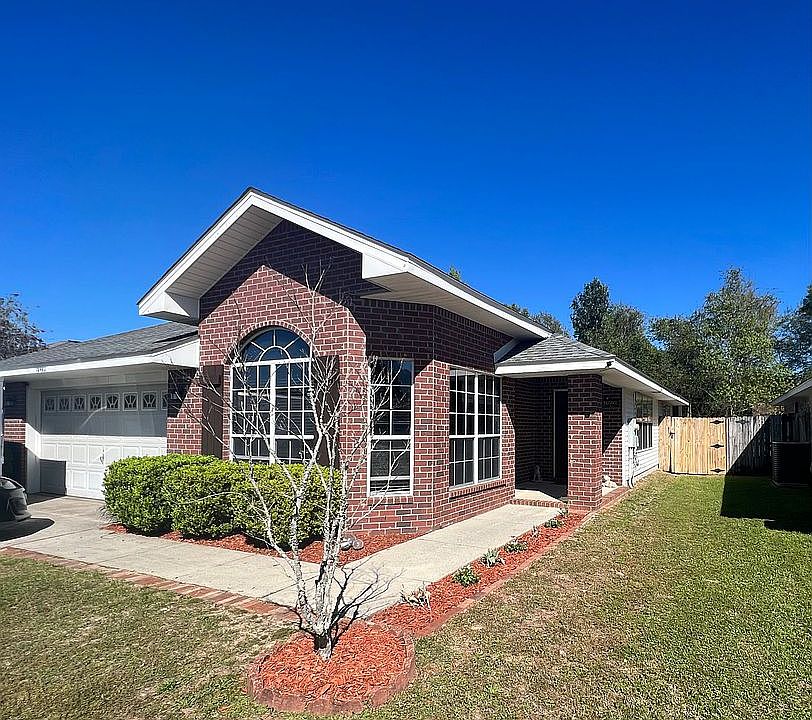 1st image of 10460 Millbrook Dr
