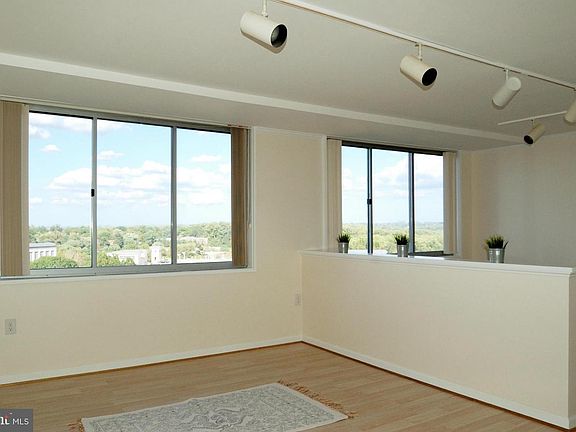 2nd image of 10500 Rockville Pike Unit 1405