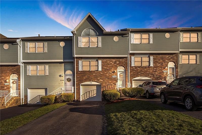 1st image of 2546 Hawthorne Dr