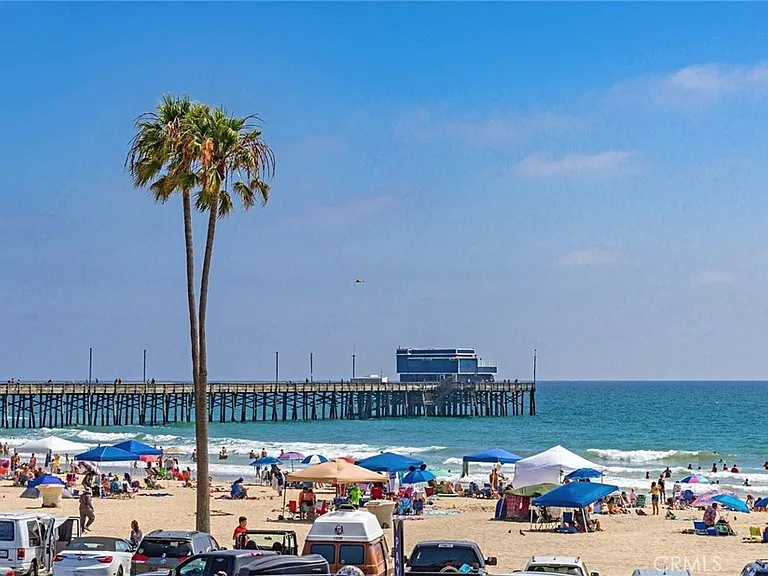 2214 W Oceanfront #B — Photo 28