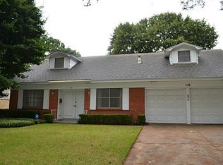 118 Mill Creek Dr, Arlington, TX 76010