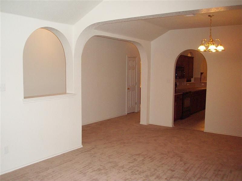 2nd image of 2206 Boyd Dr