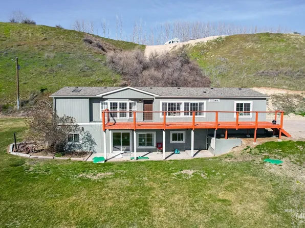 378 Foothill Dr, Ontario, OR 97914