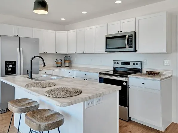 989 S Harmony Dr, Pueblo West, CO 81007