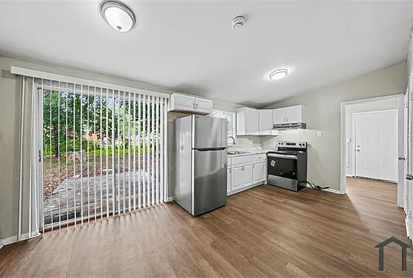 4022 E Henry Ave — Photo 9