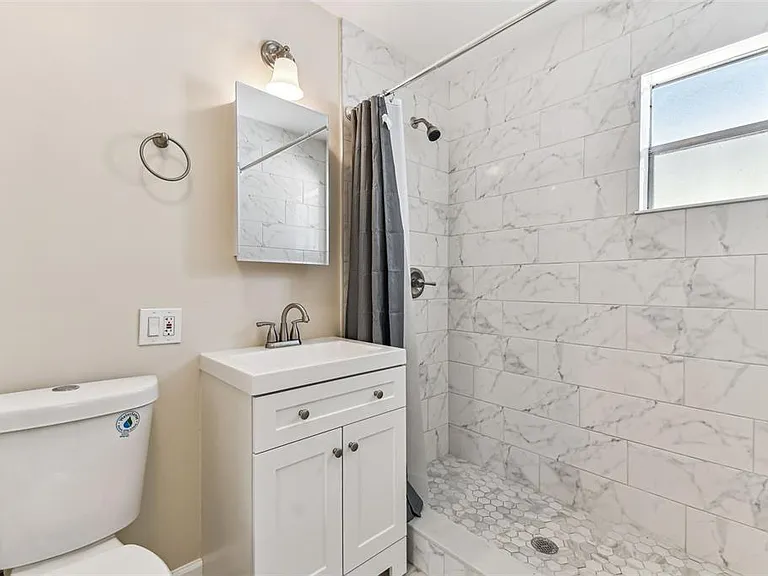 223 148th Ave E — Photo 38