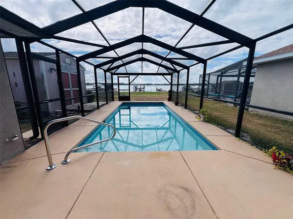 3971 Island Lakes Dr, Winter Haven, FL 33881